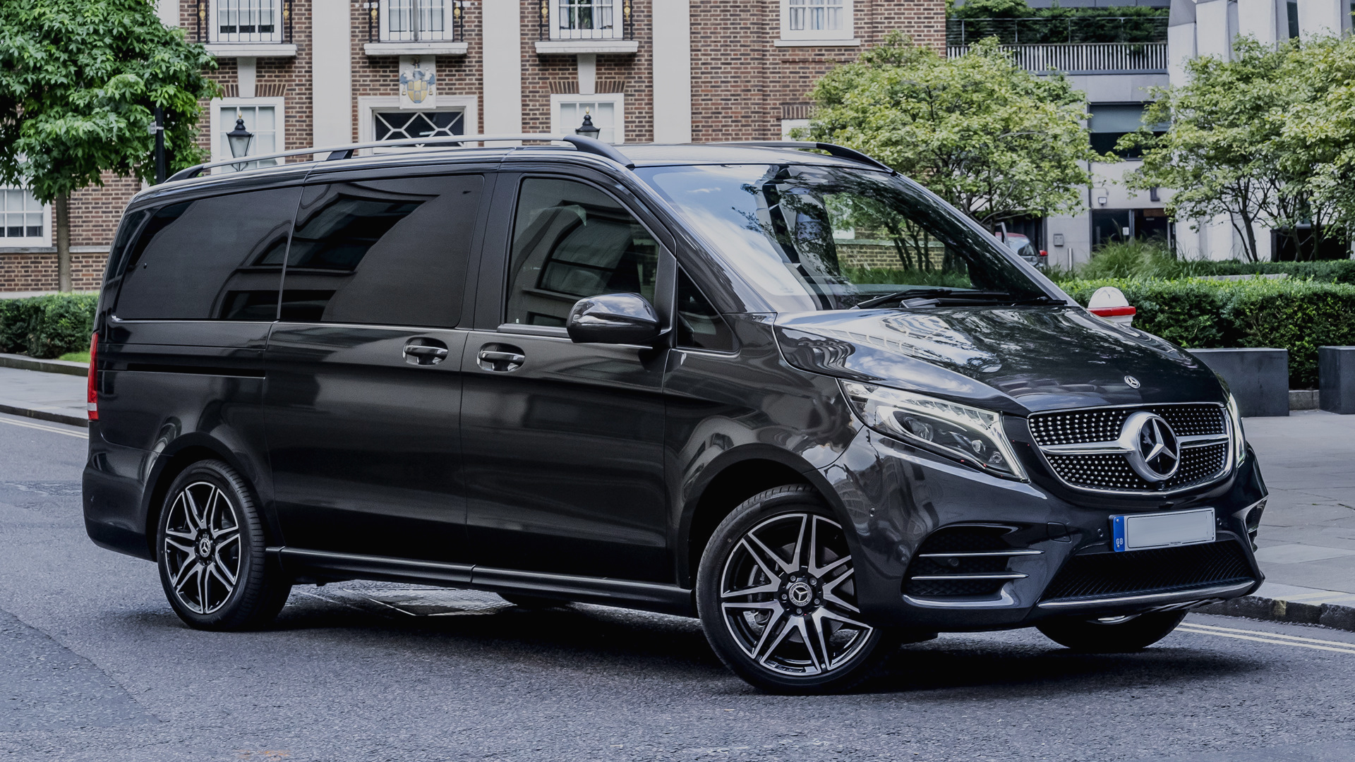 nottingham-chauffeurs-slider4